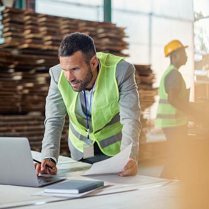 Seminare, eLearnings und Webinare zum Bau- & Vertragsrecht.