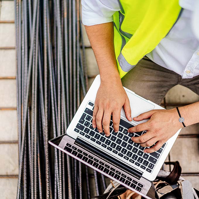 Schulungen zu VOB und HOAI im Bau- & Vertragsrecht.